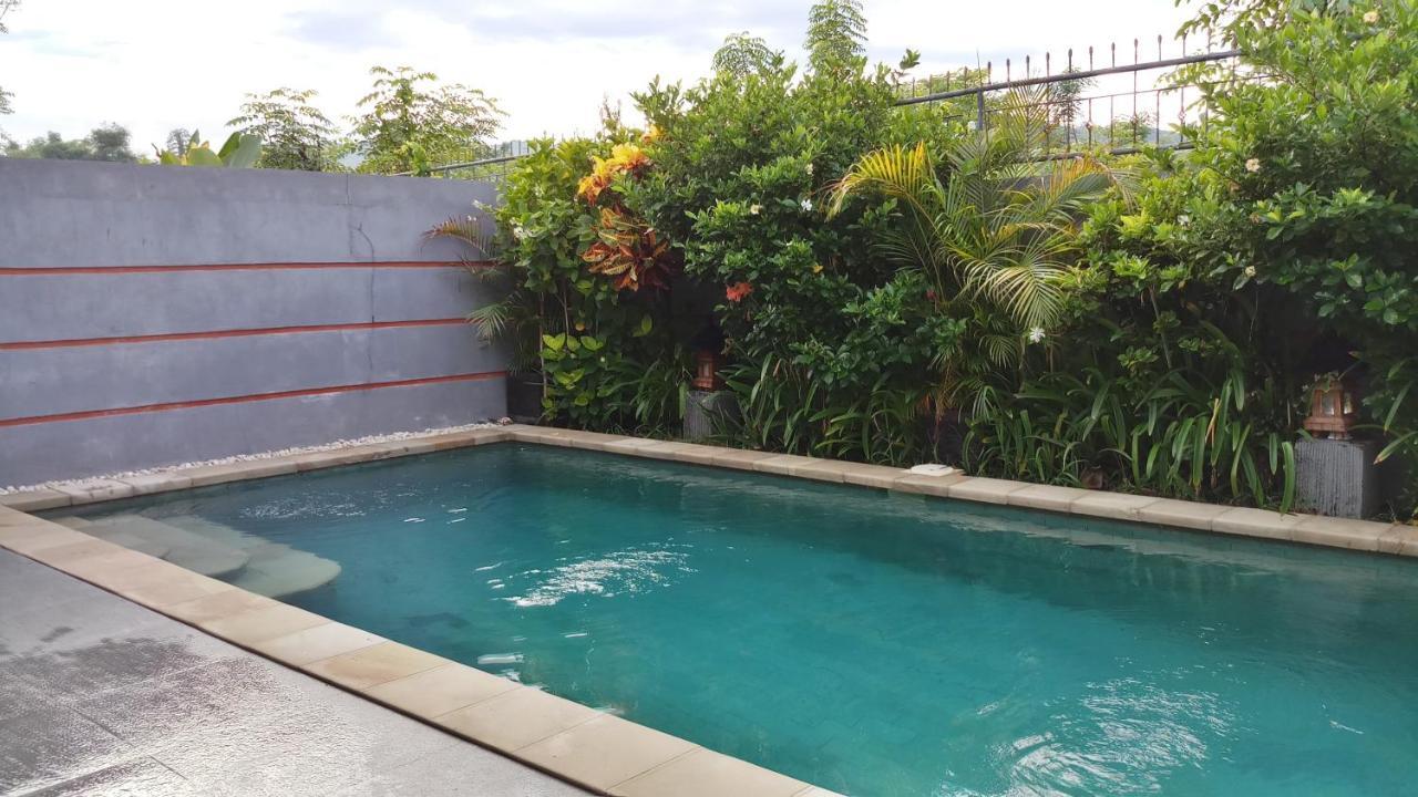 Villa Dencarik Banjar  Экстерьер фото
